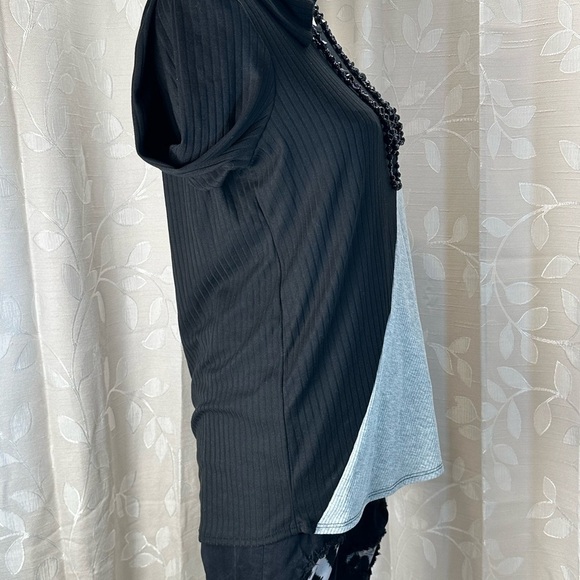 White Birch Women’s Small Black Gray Colorblock Long Sleeve Ribbed Knit Top NWT - Picture 6 of 8